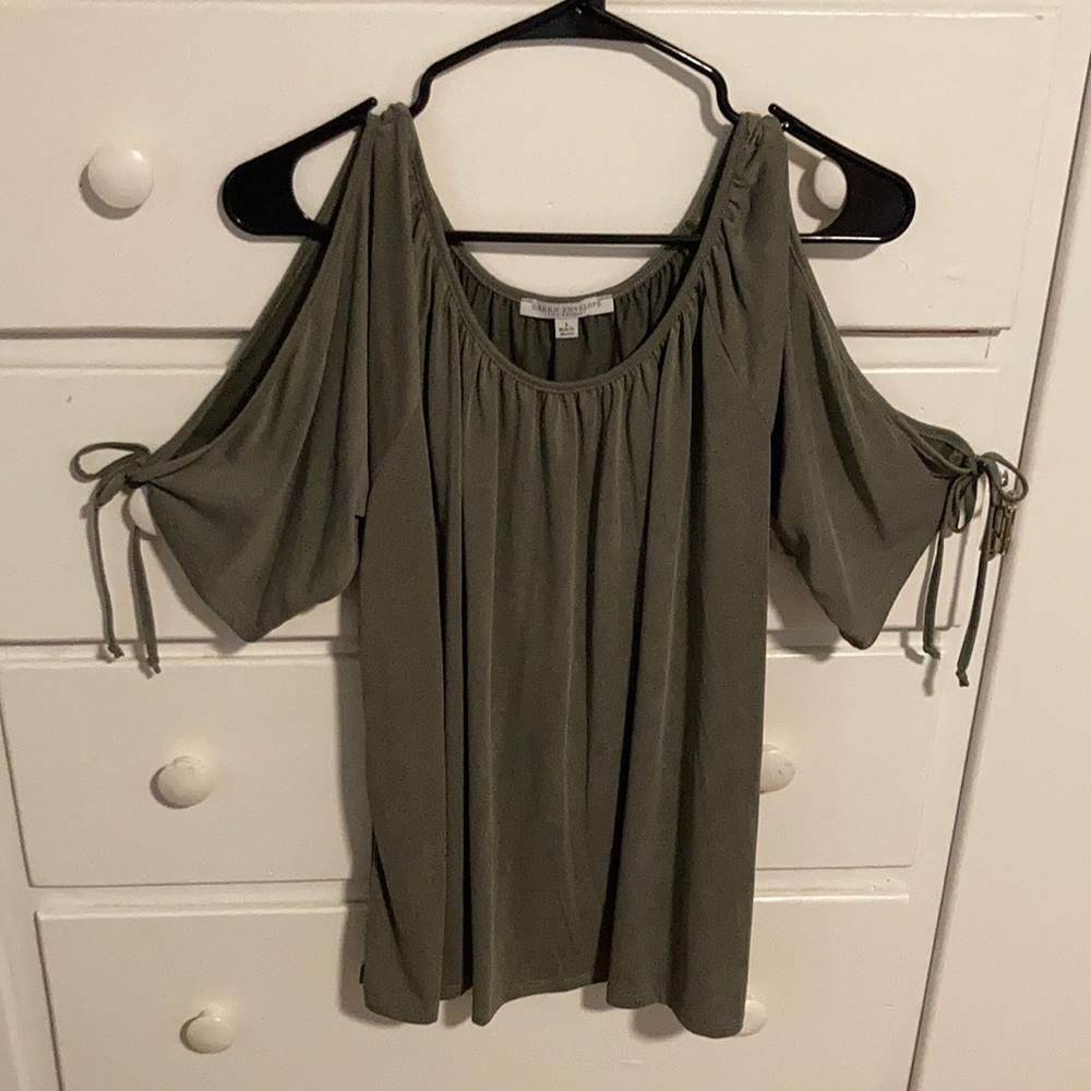 Large cold shoulder top